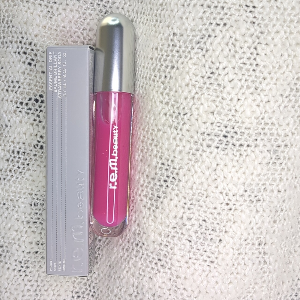 R.E.M. Beauty Strawberry Soda Essential Drip Glossy Balm, 4.7ml/0.15fl oz - Picture 2 of 10